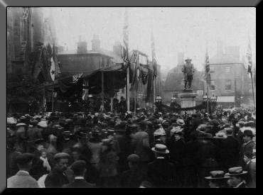 Picture of the 1901 unveiling of the St Ives statue